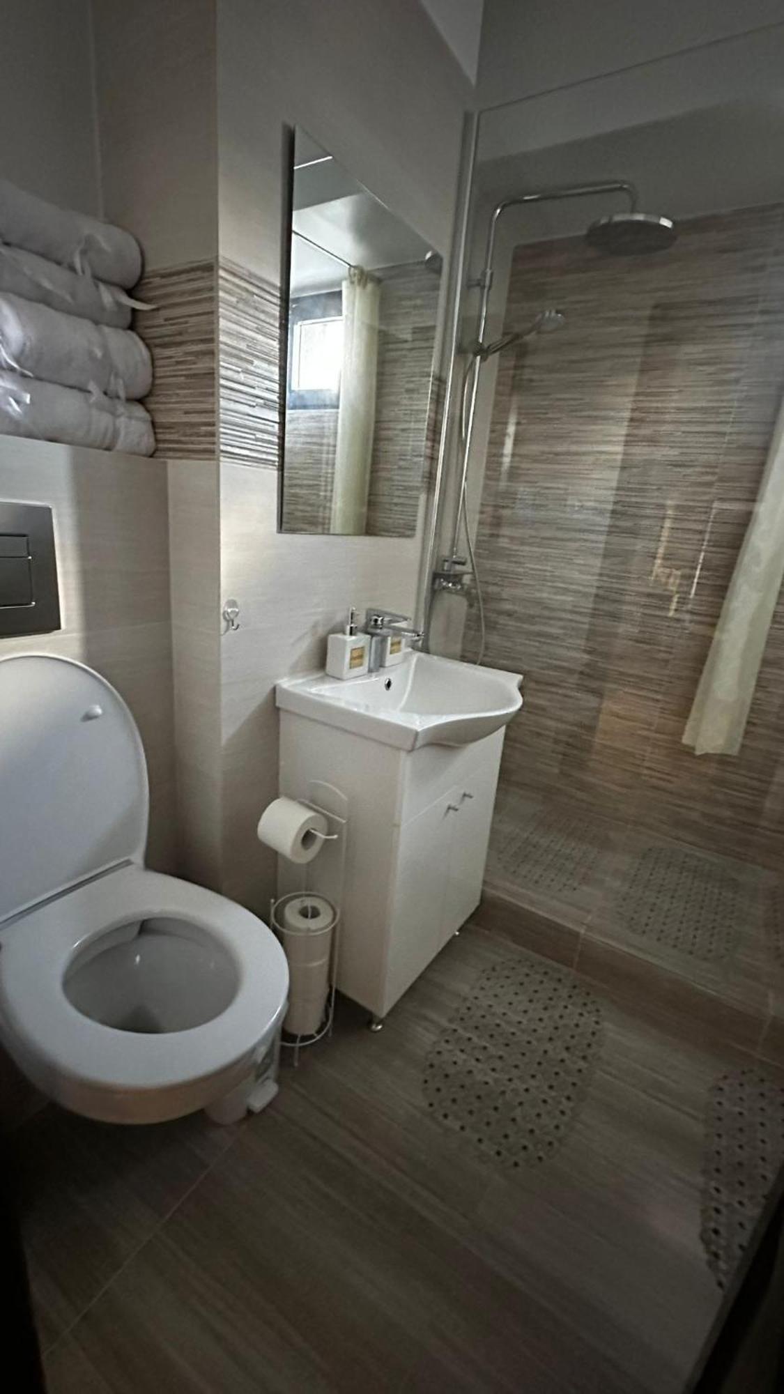 Sofiart Apartment Bukarest Exteriör bild