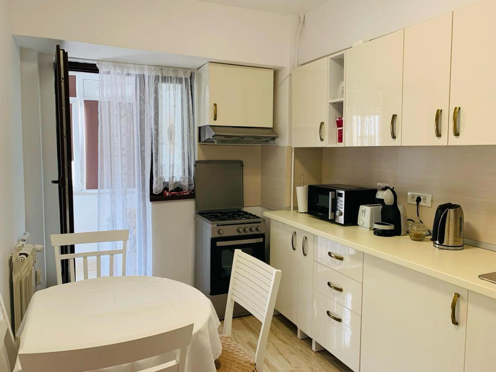 Sofiart Apartment Bukarest Exteriör bild