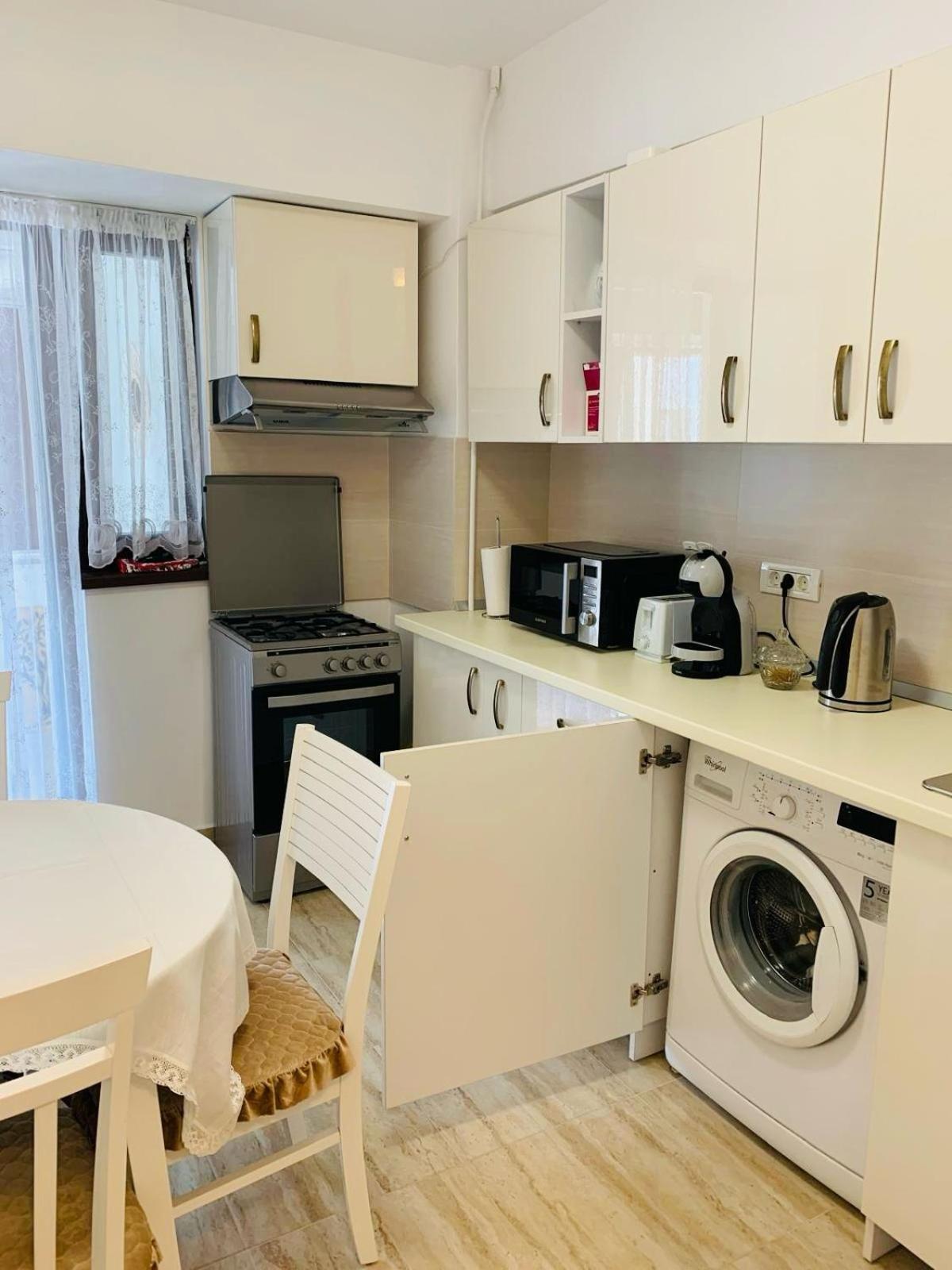 Sofiart Apartment Bukarest Exteriör bild